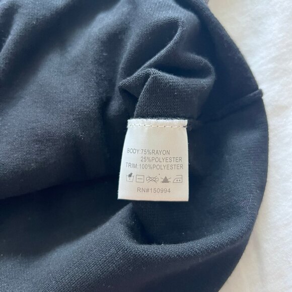 Sweater with lacy sheer sleeves - Picture 5 of 5